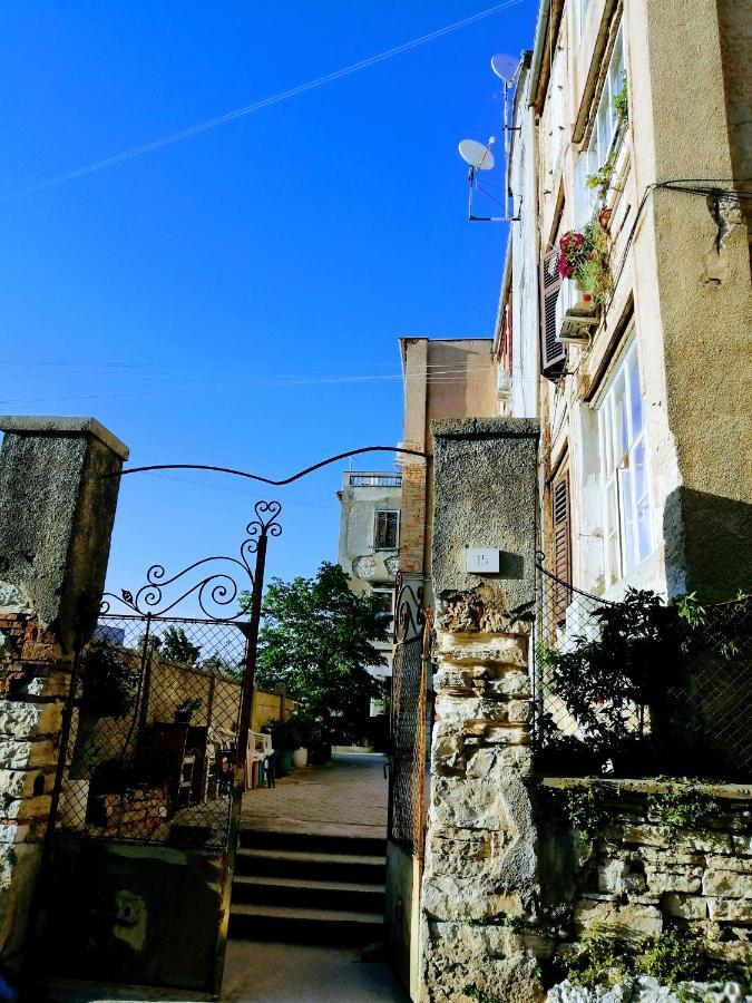 Pula Center Arena Belvedere Apartments And Rooms Εξωτερικό φωτογραφία